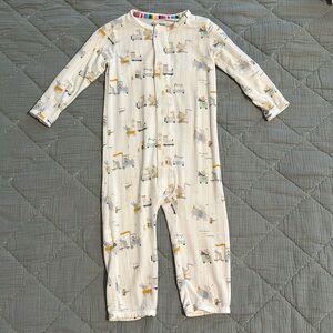 Welcome Wagon Magnetic Me Sleeper